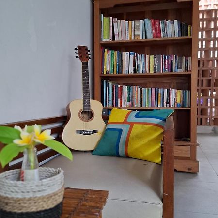Appartamento Bring In House Yogyakarta Esterno foto